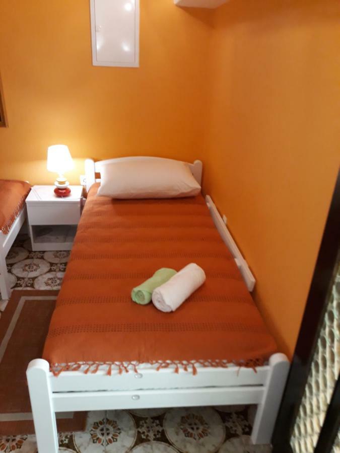 Apartment Nada Veli Losinj Exterior photo